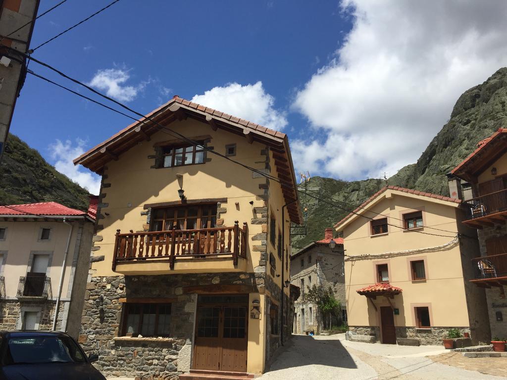 El Invernal De Picos Portilla de la Reina Exterior photo