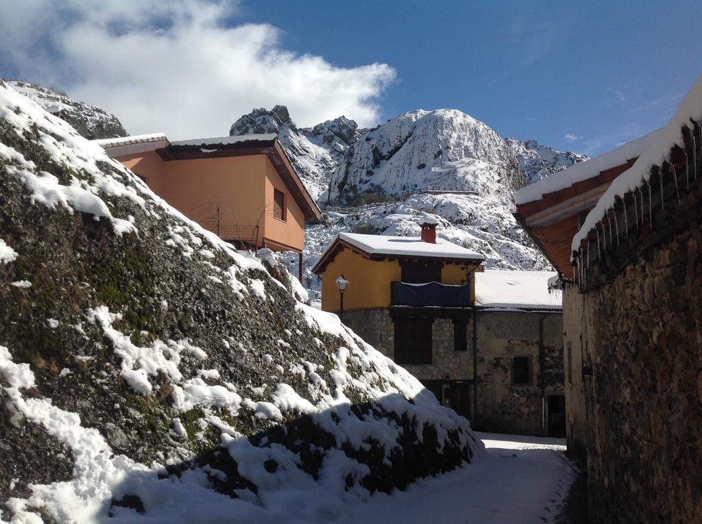 El Invernal De Picos Portilla de la Reina Exterior photo